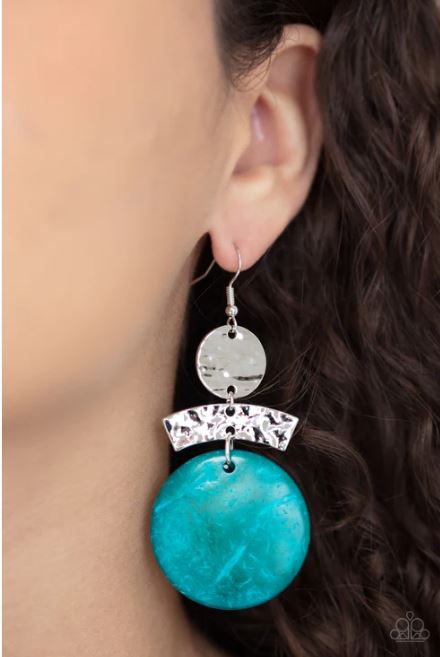 Diva of My Domain Blue Earring