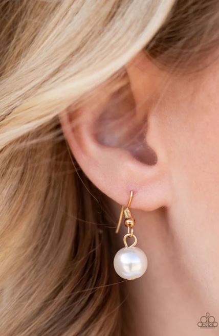 Glam Queen Gold Necklace