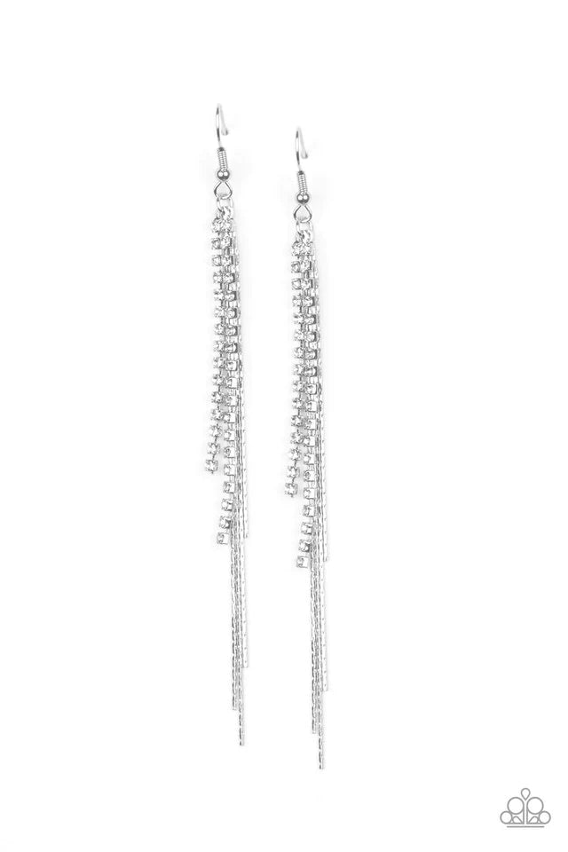 REIGN Check White Earring