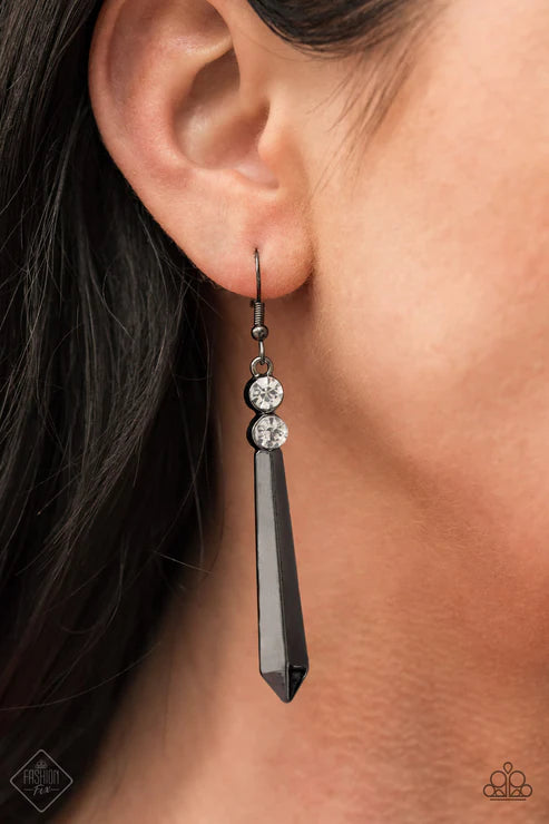 Sparkle Stream Black Earrings