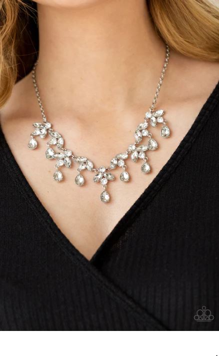 Vintage Royale White Necklace