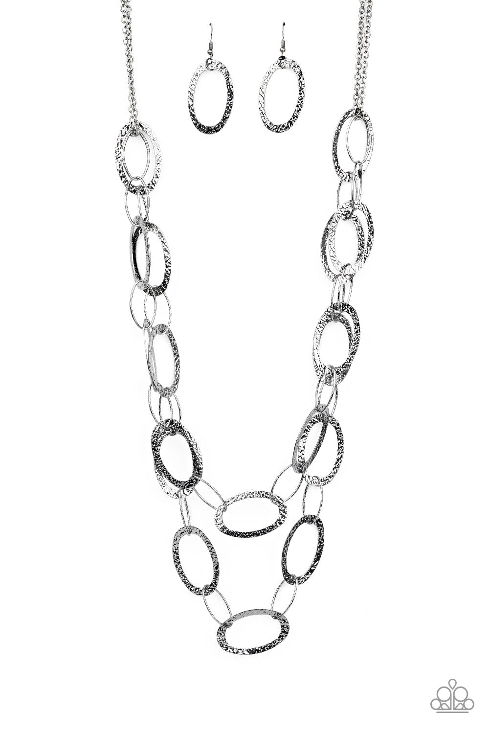 Glimmer Goals Black Necklace