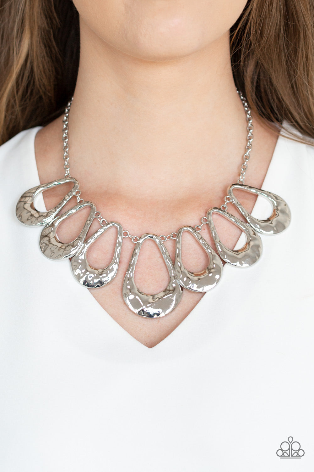 Teardrop Envy Silver Necklace