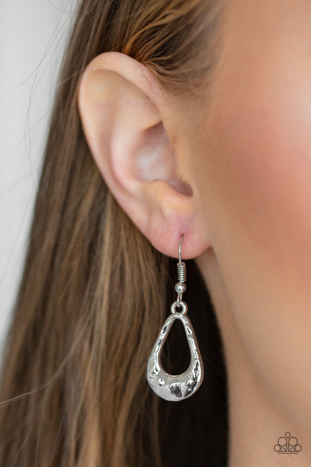 Teardrop Envy Silver Necklace