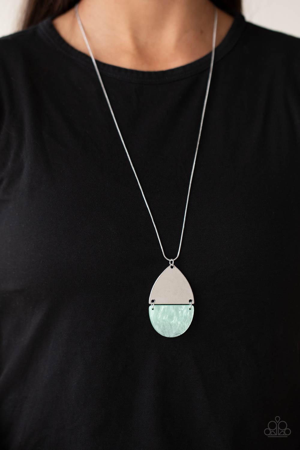 Rainbow Shores Blue Necklace