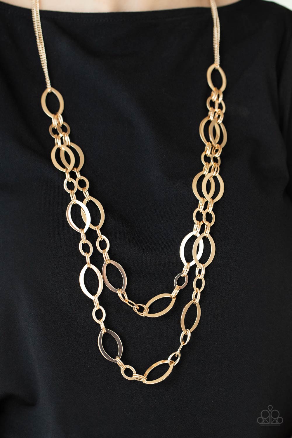 The OVAL-achiever Gold Necklace