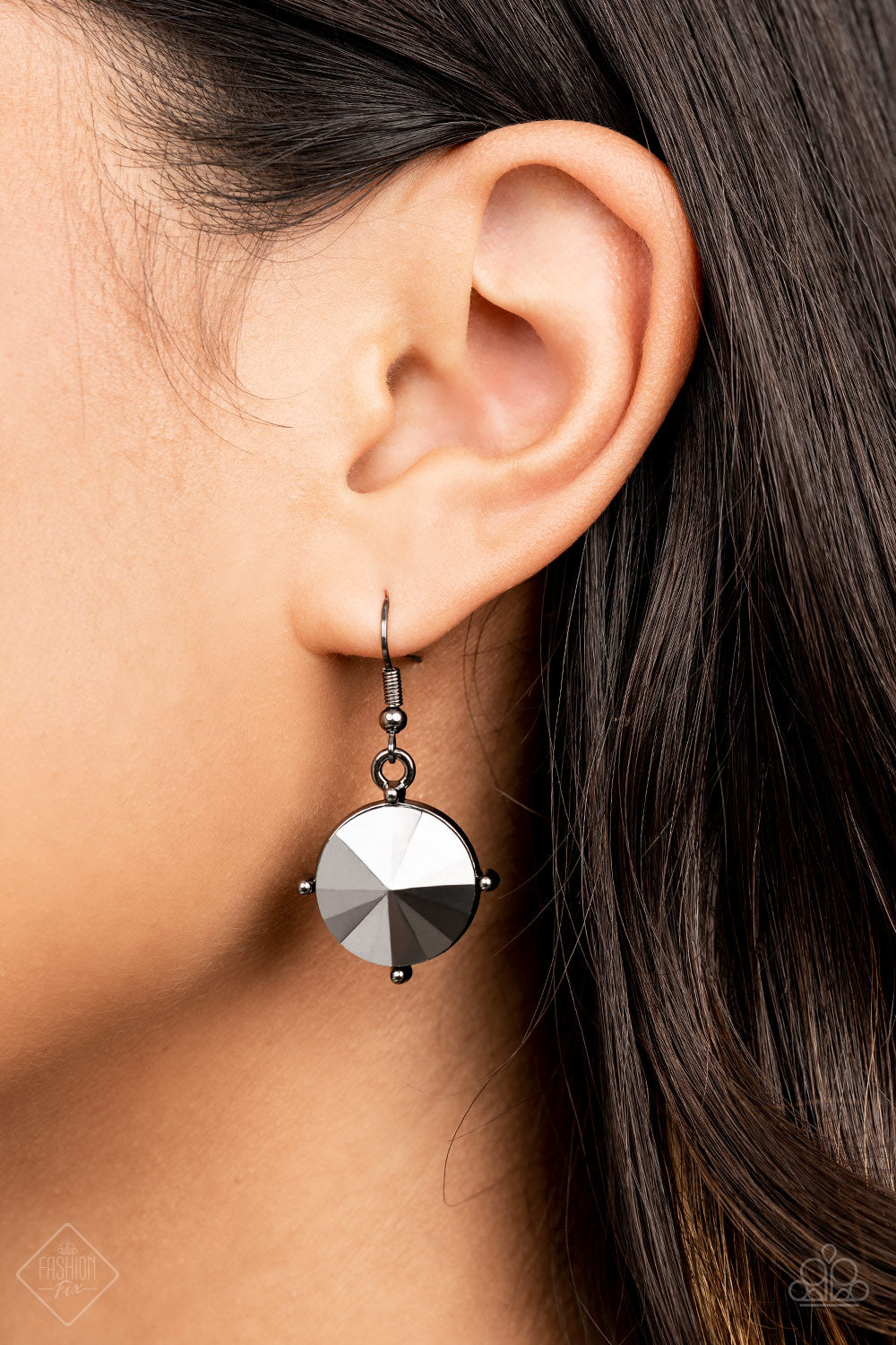 The SHOWCASE Must Go On Black Necklace