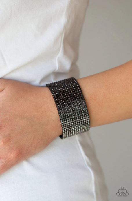 Fade Out Black Bracelet