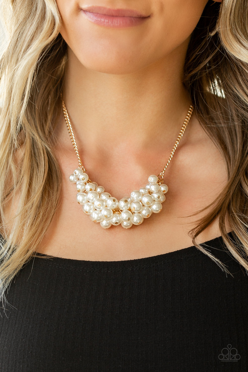 Grandiose Glimmer Gold Necklace