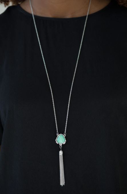 The Glow Show Green Necklace