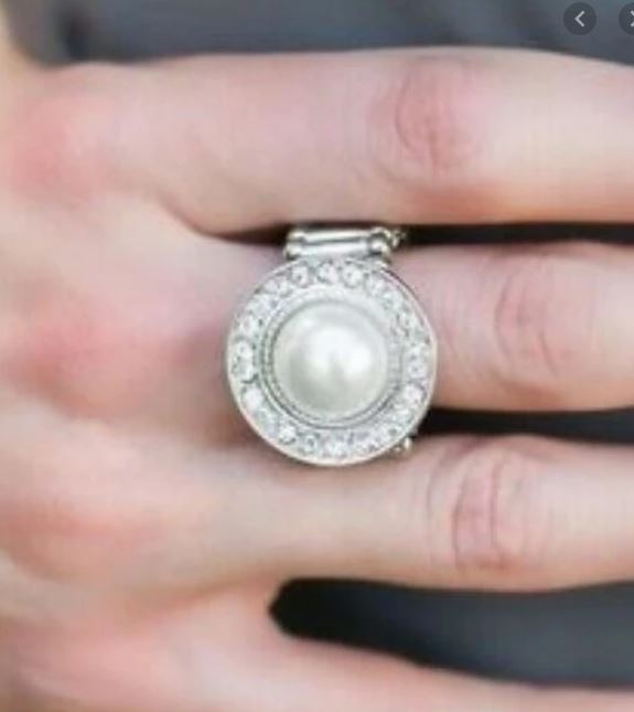 Vow To Wow White Ring