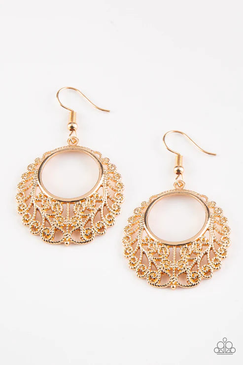 Grapevine Glamorous Gold Earring