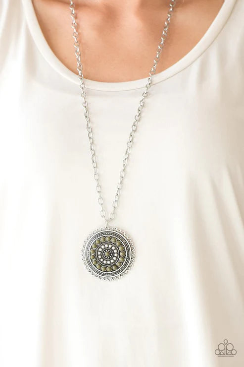 Lost Sol Green Necklace