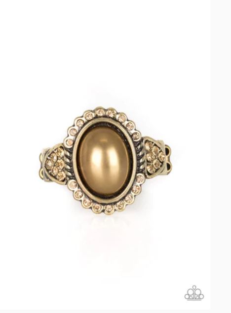 Pearly Party Brass Ring