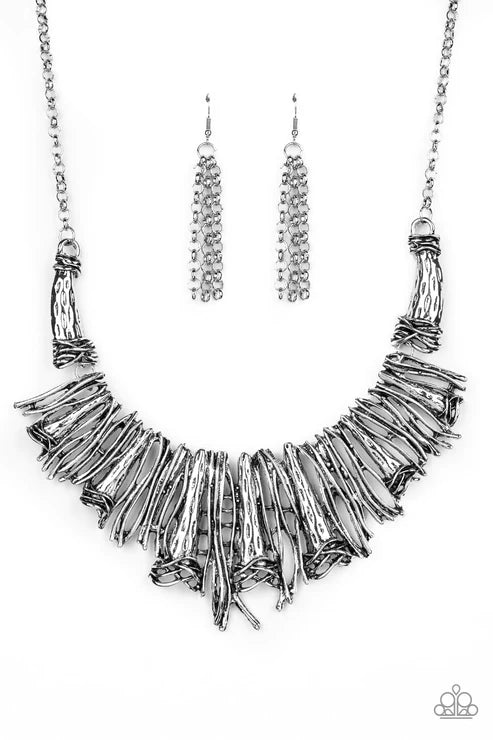 The MANE Stream Silver Necklace