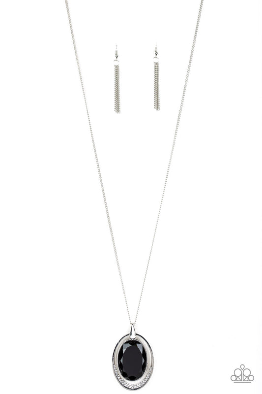 Metro Must-Have Black Necklace