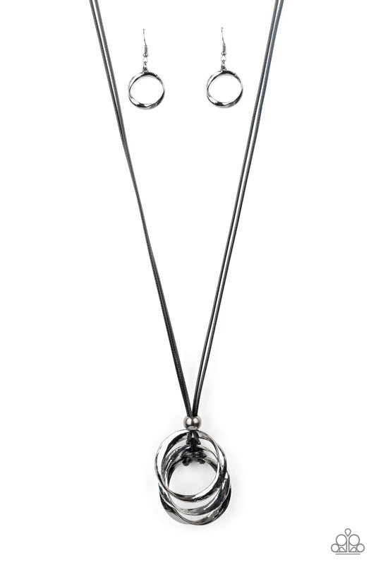Harmonious Hardware Black Necklace