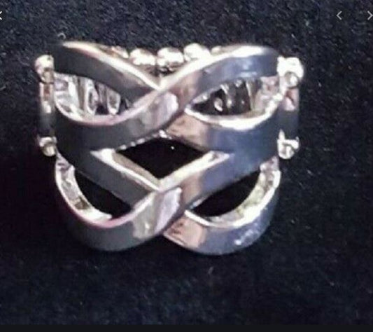 Cross Your Fingers Silver Ring