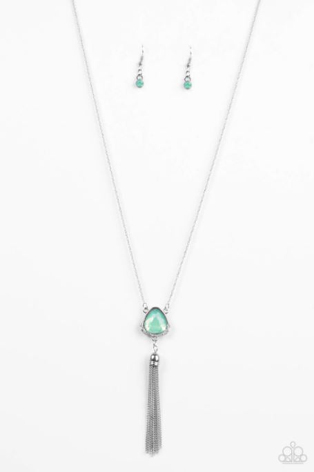 The Glow Show Green Necklace