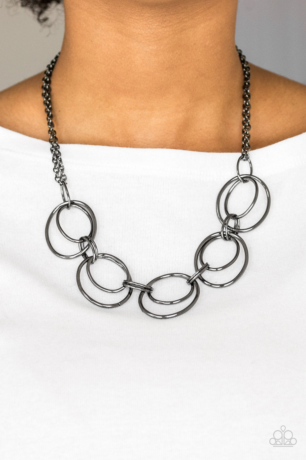 Urban Orbit Black Necklace